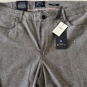NWT Ben Sherman Elegant versatile pants in navy blue/grey plaid pattern